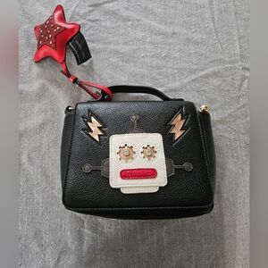 Robot purse